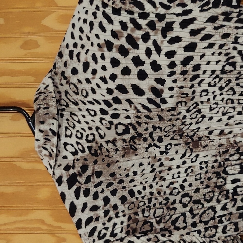 Laura Scott blouse - Picture 5 of 9